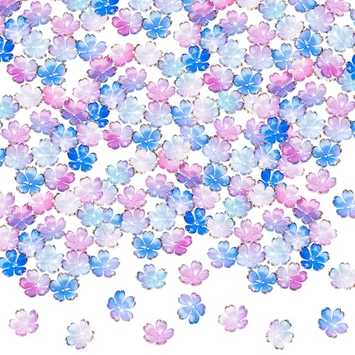 BEIQIYA 100 Stück Kirschblüten-Blumenperlen, blauer Farbverlauf, 5-Petal-Acryl-Blumen-Charms, vergoldete Mini-Abstandshalter für Armbänder, Halsketten, Ohrringe, Schmuckherstellung von BEIQIYA