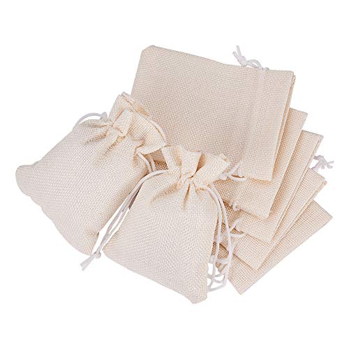 BENECREAT 25PCS Sackleinen Taschen mit Kordelzug, Jute Flachs Crafting Säcke Hessische Leinen Schmuckbeutel, Hochzeitsfestbevorzugung Geschenk Taschen Süßigkeitstaschen, 12 x 9 cm BENECREAT 25PCS Sackleinen Taschen mit Kordelzug, Jute Flachs Crafting Säcke Hessische Leinen Schmuckbeutel, Hochzeitsfestbevorzugung Geschenk Taschen Süßigkeitstaschen, 12 x 9 cm von BENECREAT