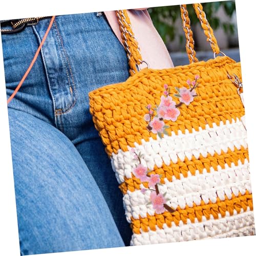 BESPORTBLE 6 Stück Teiliges Bestickte Blumen Applikationen Pflaumenblüte und zum Aufbügeln für DIY Kleidung Taschen Hüte Jeans Kreative Textilverzierung von BESPORTBLE
