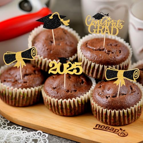 BHSTTNIXP Cupcake-Topper für Abschlussfeier 2025, 4 Stile, Kuchendekoration, Kucheneinsatzhalter, Regalia-Kappen-Dekoration für Abschlussfeier, Mottoparty, 24 Stück BHSTTNIXP Cupcake-Topper für Abschlussfeier 2025, 4 Stile, Kuchendekoration, Kucheneinsatzhalter, Regalia-Kappen-Dekoration für Abschlussfeier, Mottoparty, 24 Stück von BHSTTNIXP