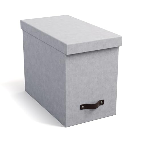 BIGSO JOHAN Hängeregisterbox mit Deckel – stilvolle Archivschachtel inklusive 8 Hängehefter – Hängemappenbox aus Faserplatte und Papier in stilvoller Leinenoptik – hellgrau BIGSO JOHAN Hängeregisterbox mit Deckel – stilvolle Archivschachtel inklusive 8 Hängehefter – Hängemappenbox aus Faserplatte und Papier in stilvoller Leinenoptik – hellgrau von BIGSO BOX OF SWEDEN