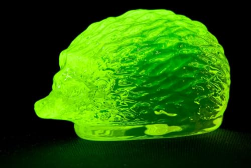 Unique uranium glass hand made decoration - hedgehock, size 40x76x40mm, Czech Bohemian Glass, 1 pc Unique uranium glass hand made decoration - hedgehock, size 40x76x40mm, Czech Bohemian Glass, 1 pc von BIJOUX COMPONENTS