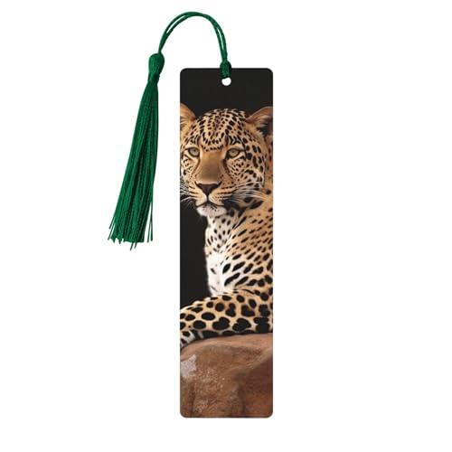 Holz-Lesezeichen mit afrikanischem Leopard auf Felsen, zum Basteln, Lesezeichen, Holzanhänger mit bunten Quasten, Geschenkanhänger, Etiketten, ungewöhnliches Geschenk für Buchliebhaber, Männer und von BSCKKDMN