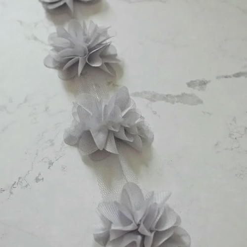 10 Yard (120 Stück) Mehrfarbiger Spitzenbesatz, 3D-Chiffon-Blume, 6 cm breit, für Hochzeitskleid, Brautschleier, DIY, Babyhaar, Kleidung, Banddekoration, Hellgrau, 9,5–10 Yards von BSGUZ