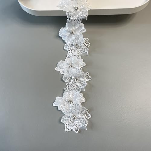 2 Yards 3D Blume Spitze Trim Perlen Floral bestickt Spitze Trim Stoff Blumen Applikationen Spitze Band Handmade DIY Nähen liefert Handwerk für Kostüm Hut Dekoration 2 Yards 3D Blume Spitze Trim Perlen Floral bestickt Spitze Trim Stoff Blumen Applikationen Spitze Band Handmade DIY Nähen liefert Handwerk für Kostüm Hut Dekoration von BUYSK