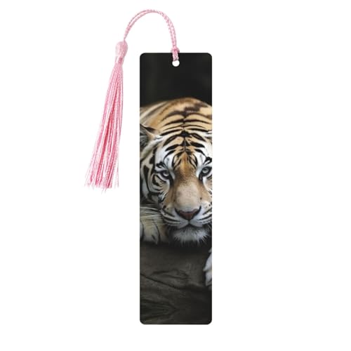 Tiger Lie On Rock Lesezeichen Ornament, Holz-Lesezeichen mit Quaste, Lesezeichen für Buchliebhaber, Seitenmarkierungen, Lesegeschenke für Frauen und Männer, handgefertigtes Holz-Lesezeichen-Etikett von BWLHJKE