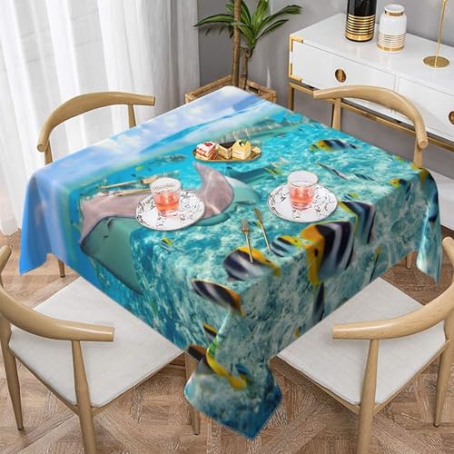 Quadratische, staubdichte Tischdecke mit Buntem Fischdruck, wasserdichte Tischdecke, 139,7 x 139,7 cm Quadratische, staubdichte Tischdecke mit Buntem Fischdruck, wasserdichte Tischdecke, 139,7 x 139,7 cm von BYwenhopnbs