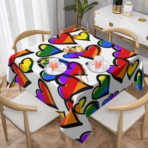Quadratische, staubdichte Tischdecke mit Regenbogen-Herzen-Aufdruck, wasserdicht, 139,7 x 139,7 cm Quadratische, staubdichte Tischdecke mit Regenbogen-Herzen-Aufdruck, wasserdicht, 139,7 x 139,7 cm von BYwenhopnbs