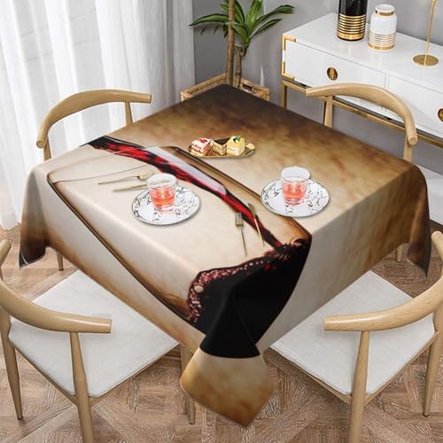 Rotweinglas, quadratisch, staubdicht, wasserdicht, Tischdecke, 139,7 x 139,7 cm Rotweinglas, quadratisch, staubdicht, wasserdicht, Tischdecke, 139,7 x 139,7 cm von BYwenhopnbs