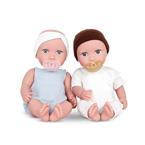 Babi 2 Baby Puppen Zwillinge Mädchen Junge mit Kleidung und Schnuller – Weiche 36 cm Puppen mit mittlerem Hautton und blauen Augen – Spielzeug Set ab 2 Jahren von LullaBaby