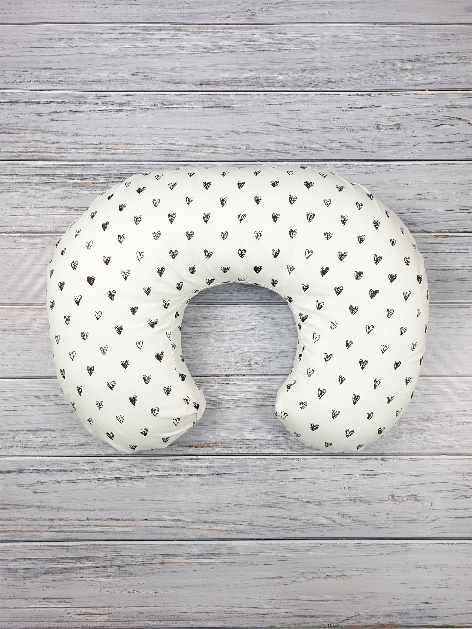 Schwarze Herzen, Pflege Kissenbezug, Stillkissen, Baby-Dusche-Geschenk, Pflegekissen Schwarze Herzen, Pflege Kissenbezug, Stillkissen, Baby-Dusche-Geschenk, Pflegekissen von BabyCareDesign