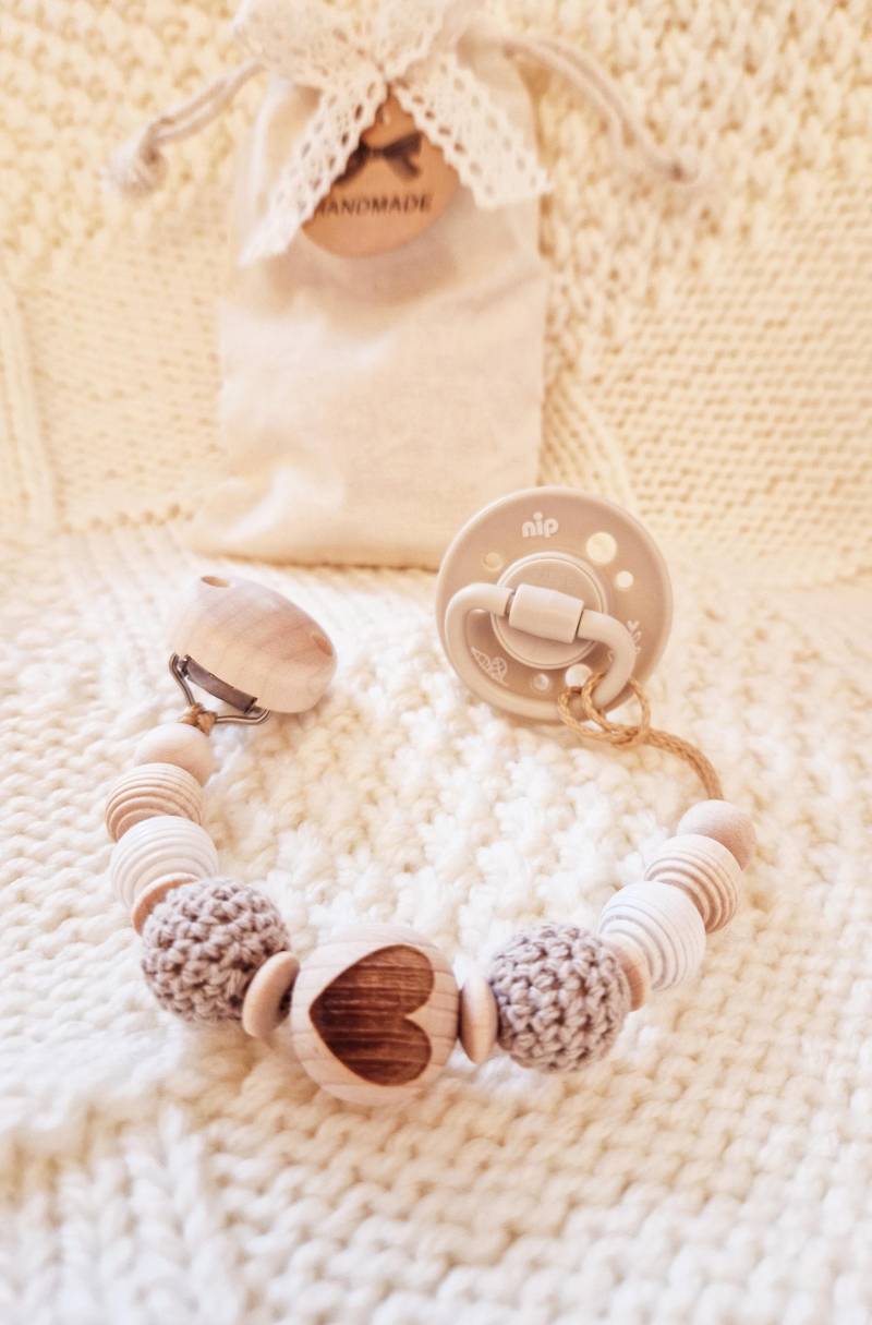 Schnullerkette Schlicht, Taupe, Natur, Junge, Mädchen, Babygeschenk, Geschenk Zur Geburt, Taufe, Babyshower, Neugeborene, Baby von BabyKimba