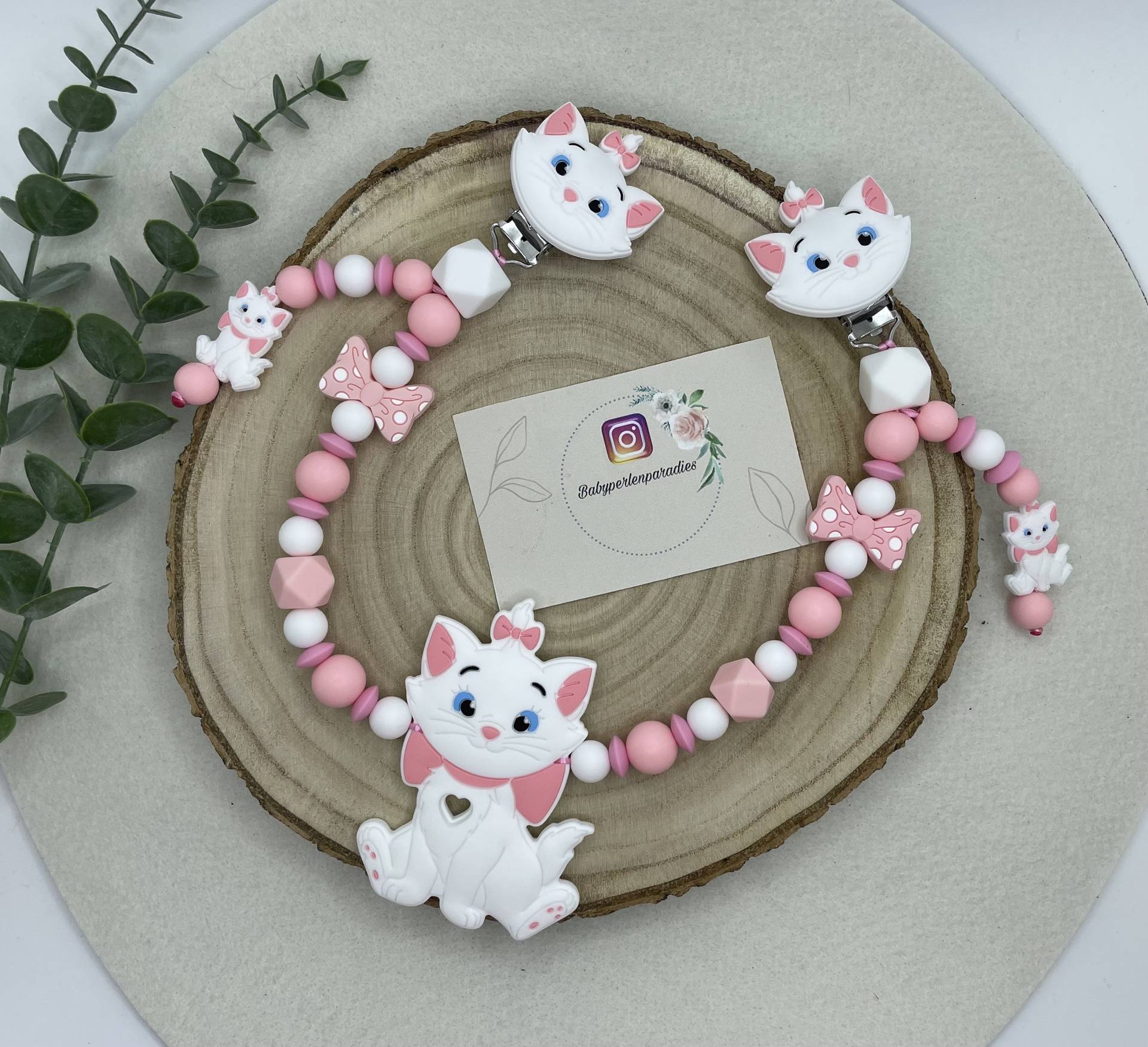 Kinderwagenkette, Katze, Weiße Marie, Schnullerkette Personalisiert Kinderwagenkette, Katze, Weiße Marie, Schnullerkette Personalisiert von Babyperlenparadies