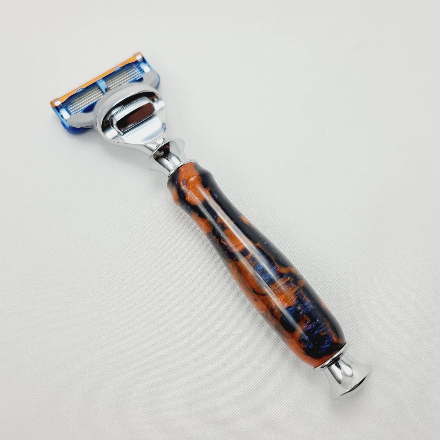 Blue & Orange Fusion Oder Venus Rasiermesser Blue & Orange Fusion Oder Venus Rasiermesser von BadlandsShaving