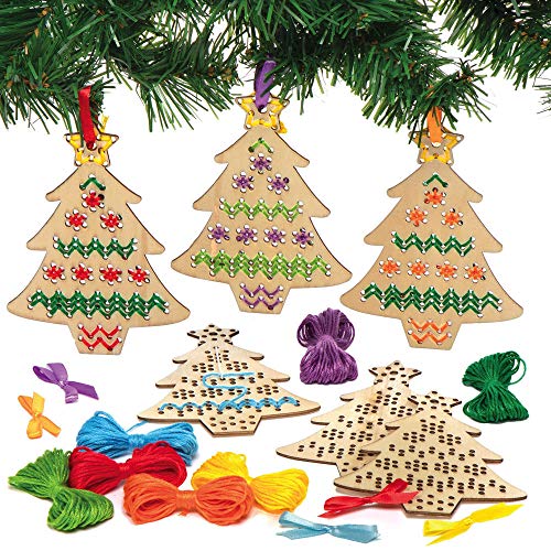 Baker Ross AX424 Kreuzstich-Set aus Holz mit Weihnachtsbaum-Motiv, 5 Stück, Kinderkunst, Aktivitäts-Packet, Mittel von Baker Ross