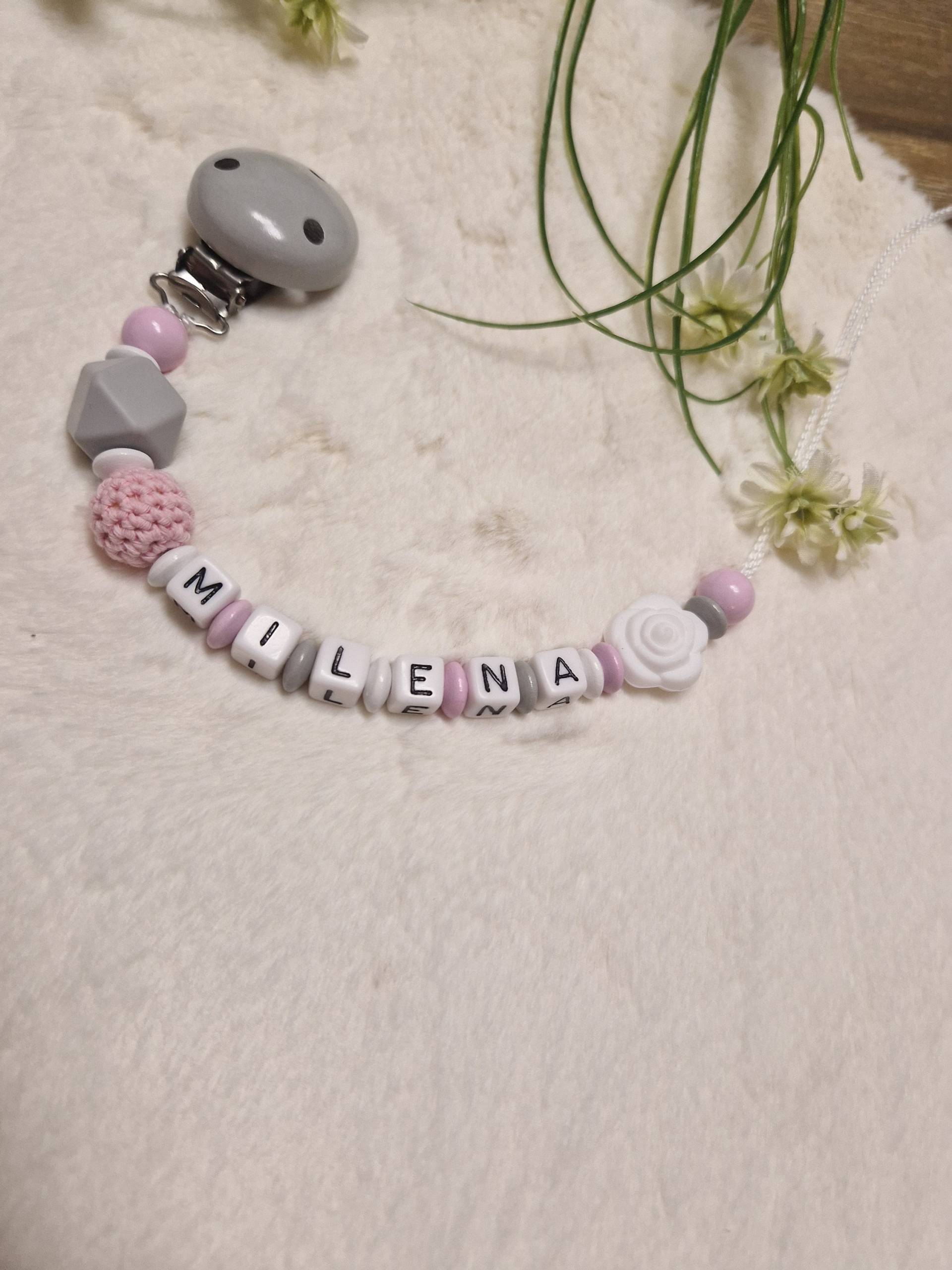 Schnullerkette Mit Namen Mädchen |Baby Geschenk| Personalisiertegeschenke |Geburt Schnullerkette Mit Namen Mädchen |Baby Geschenk| Personalisiertegeschenke |Geburt von Bambinidream