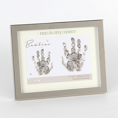 Bilderrahmen mit Aufschrift "Me and My Sister", Handabdrücke, 17,8 x 12,7 cm Bilderrahmen mit Aufschrift "Me and My Sister", Handabdrücke, 17,8 x 12,7 cm von Bambino