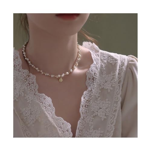 Bamboo Sea Halsketten, Süßwasserperlen, entworfen mit Goldmünzen-Schlüsselbeinkette, einfache und Elegante Halskette for Frauen Halskette für Damen von Bamboo Sea