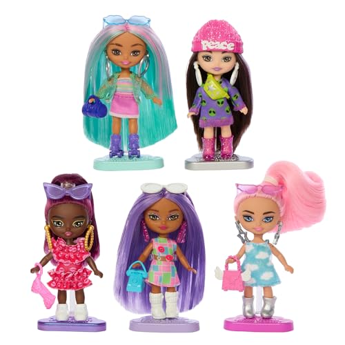 Barbie Extra Mini Minis Set - 5 kleine Puppen mit Puppenständern, bunt, modisch und vielfältige Accessoires mit zahlreichen Modedetails, für Kinder ab 6 Jahren, HPN09 Barbie Extra Mini Minis Set - 5 kleine Puppen mit Puppenständern, bunt, modisch und vielfältige Accessoires mit zahlreichen Modedetails, für Kinder ab 6 Jahren, HPN09 von Barbie
