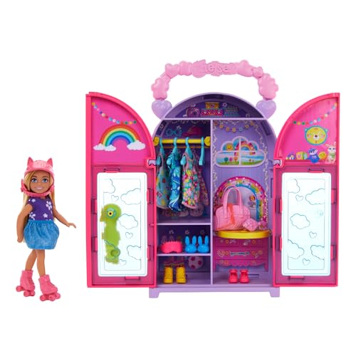 Barbie Chelsea Puppe und Kleiderschrank-Spielset mit Kleidung und Accessoires, 17-teiliges Set, faltbar zum Spielen für unterwegs und zum Verstauen, HXN03 von Barbie