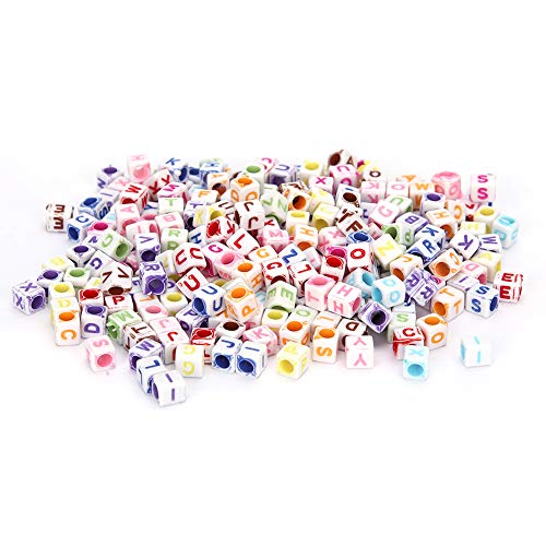 Baxnore 500pcs quadratische Acrylalphabet -Buchstabenperlen, weiße Bastelperlen mit glattem Loch für Schmuck Herstellung Armband Halskette Schlüsselbund (Multi -Farbe) von Baxnore