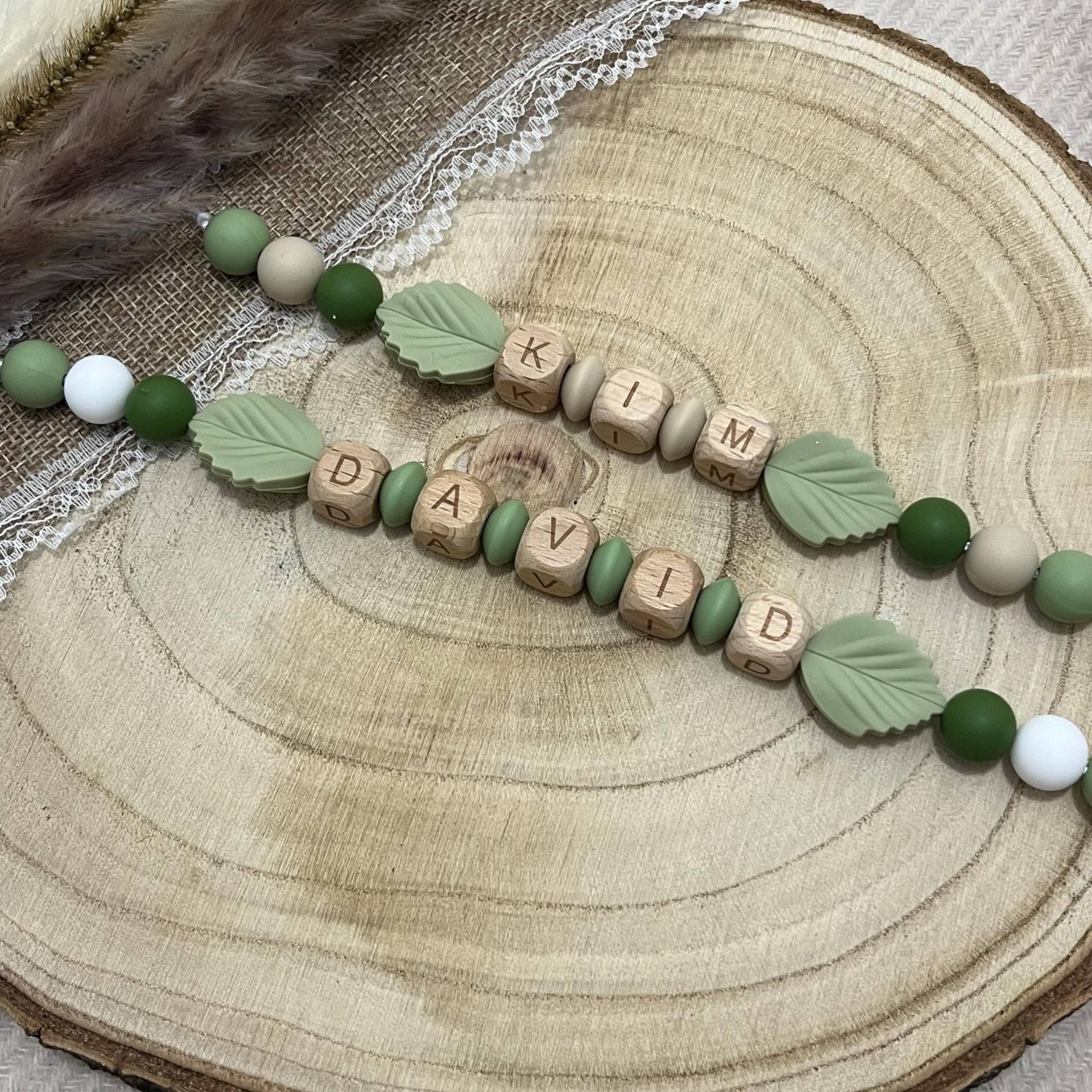 Personalisierte Boho Baby Schnullerkette Mit Holzclip - Personalisierter Name Personalisierte Boho Baby Schnullerkette Mit Holzclip - Personalisierter Name von Bbabyboutiquee