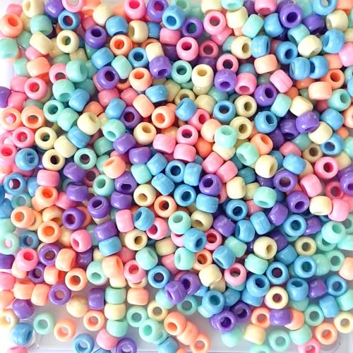 Pastellfarbene, undurchsichtige Pony-Perlen, hergestellt in den USA, 6 x 9 mm, Kunststoffperlen für Banner, Konzert-Festival-Armbänder, Halsketten, Schlüsselanhänger und Schmuck, Haarflechten, Kunst Pastellfarbene, undurchsichtige Pony-Perlen, hergestellt in den USA, 6 x 9 mm, Kunststoffperlen für Banner, Konzert-Festival-Armbänder, Halsketten, Schlüsselanhänger und Schmuck, Haarflechten, Kunst von Bead Bee