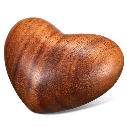 Beaupretty Holzherz Aus Naturholz Kreatives Herzmotiv Liebesausdruck Holzherz-Requisite Holz-liebesherz Dekoratives Geschnitztes Ornament Handkneten Zur Stressreduktion Geschenk Für Freunde u von Beaupretty