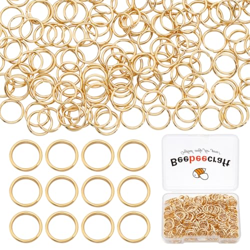 Beebeecraft 300 Stück Offene Biegeringe, 24 Karat Vergoldete Runde Ringe, 9 mm, 304 Spaltringe Aus Edelstahl Für Die Schmuckherstellung, Reparaturzubehör, Mit Aufbewahrungsbox Beebeecraft 300 Stück Offene Biegeringe, 24 Karat Vergoldete Runde Ringe, 9 mm, 304 Spaltringe Aus Edelstahl Für Die Schmuckherstellung, Reparaturzubehör, Mit Aufbewahrungsbox von Beebeecraft