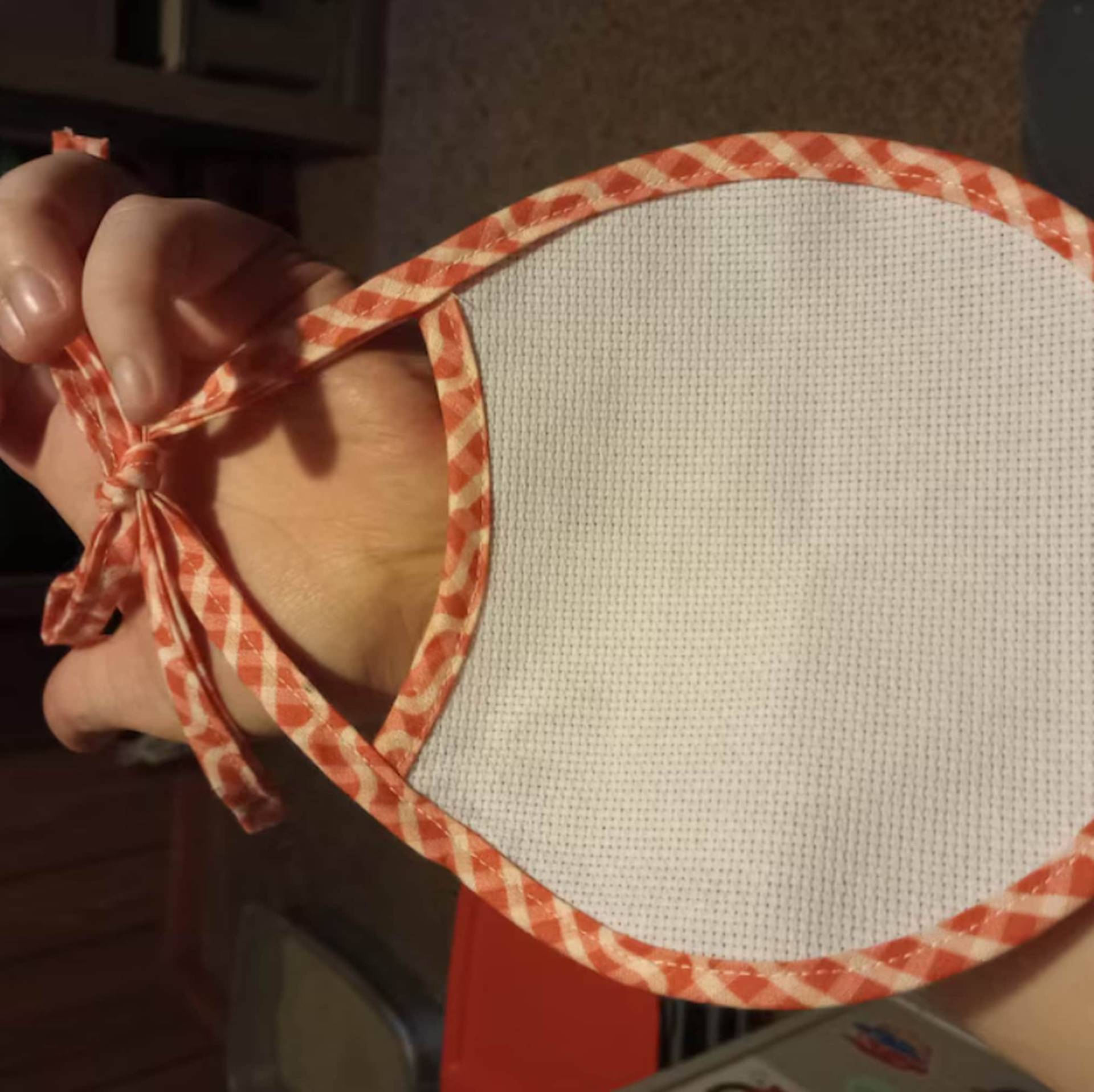 Zwei Spongebob Lätzchen. Baby-Dusche-Geschenk Bandana Zwei Spongebob Lätzchen. Baby-Dusche-Geschenk Bandana von Bernhard2024news