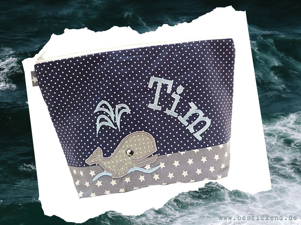 Bestickte Tasche Wal + Name //Marine - Grau// Wickeltasche Kulturbeutel Windeltasche Kulturtasche Waschtasche 20 Schriftarten Kosmetiktasche Bestickte Tasche Wal + Name //Marine - Grau// Wickeltasche Kulturbeutel Windeltasche Kulturtasche Waschtasche 20 Schriftarten Kosmetiktasche von Bestickend