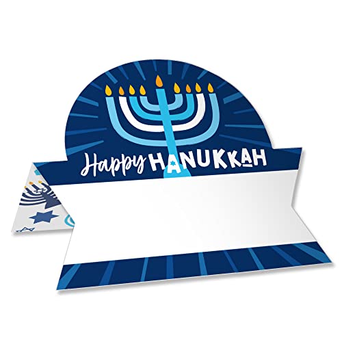 Big Dot of Happiness Chanukkah Menora - Chanukah Urlaub Party Zelt Buffet Karte - Tischdekoration Namenskarten - Set mit 24 Stück Big Dot of Happiness Chanukkah Menora - Chanukah Urlaub Party Zelt Buffet Karte - Tischdekoration Namenskarten - Set mit 24 Stück von Big Dot of Happiness
