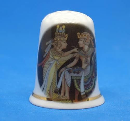 Porzellan-Fingerhüte, 3er-Set, Antikes Ägypten Porzellan-Fingerhüte, 3er-Set, Antikes Ägypten von Birchcroft China
