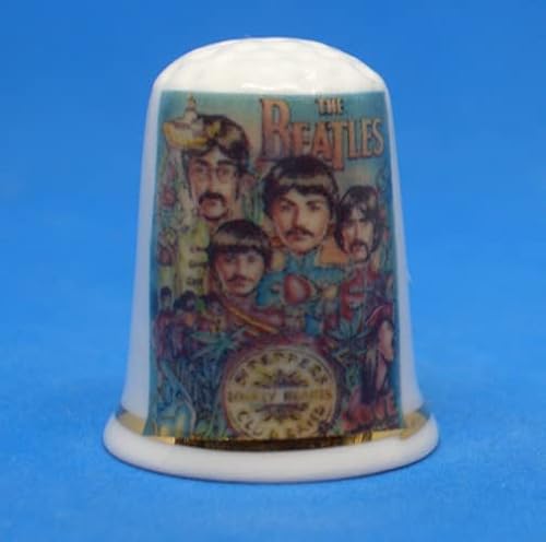 Porzellan-Fingerhüte, 3er-Set – Beatles Sgt Peppers Poster Porzellan-Fingerhüte, 3er-Set – Beatles Sgt Peppers Poster von Birchcroft China