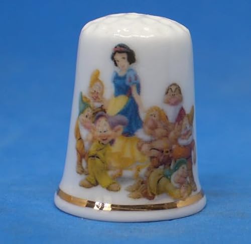 Porzellan-Fingerhut – Schneewittchen und Zwerge Porzellan-Fingerhut – Schneewittchen und Zwerge von Birchcroft China
