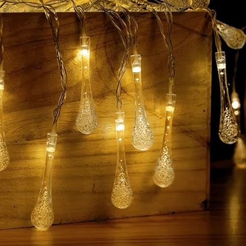 LED-Lichterkette, Regentropfen, 2,5 m, batteriebetrieben, 3AA warmweißes Licht, ideal zum Dekorieren und Verschönern von Räumen. von Blendend