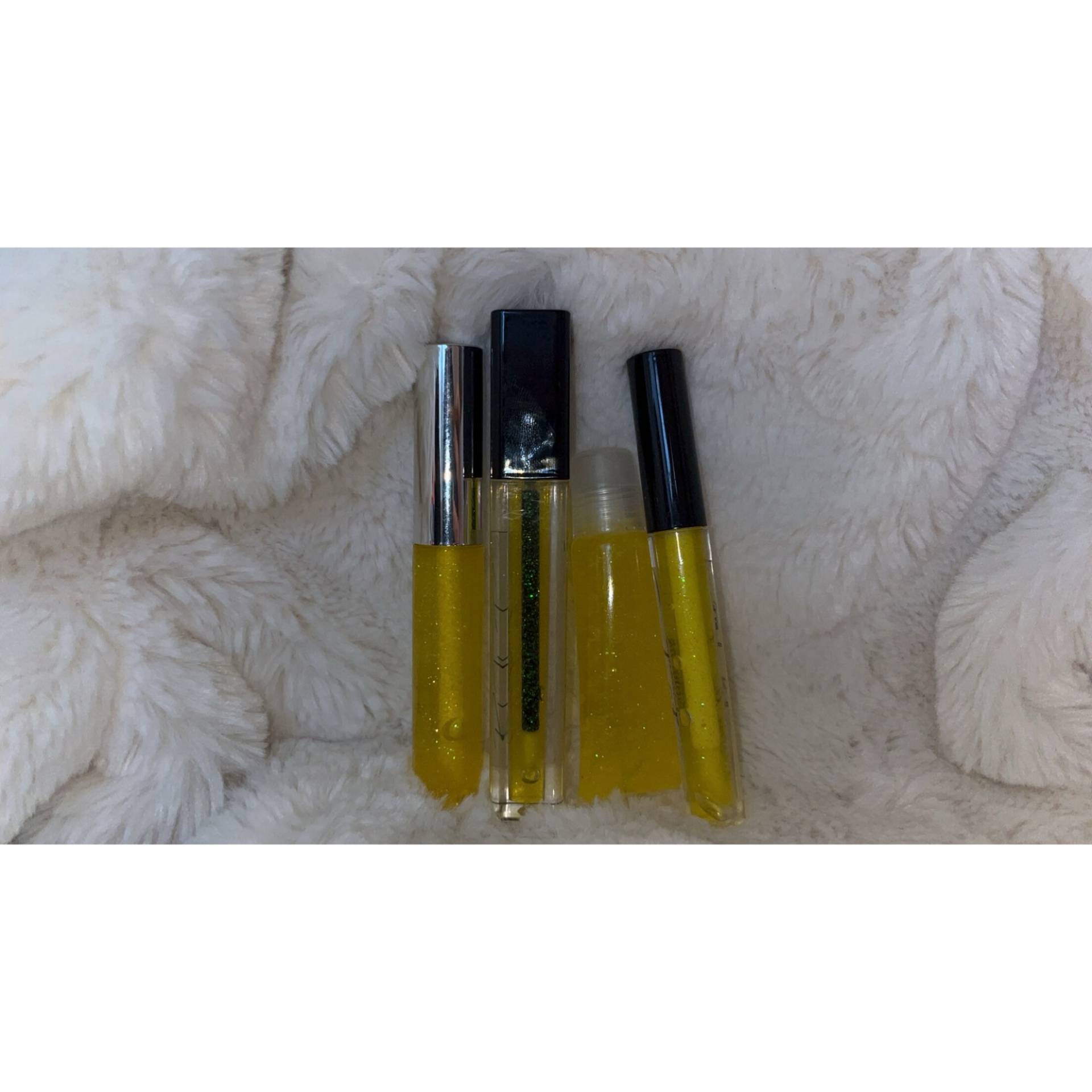 Crushed Ananas Lipgloss von BlessThyFaceCosmetic