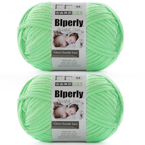 Weiches Chenille-Garn zum Häkeln, Nr. 6 Super Bulky Big Twist Textur, grobes Garn zum Stricken von Amigurumi und Heimdekoration, 2 Stück, je 200 g, 140 m, Hellgrün Weiches Chenille-Garn zum Häkeln, Nr. 6 Super Bulky Big Twist Textur, grobes Garn zum Stricken von Amigurumi und Heimdekoration, 2 Stück, je 200 g, 140 m, Hellgrün von Blperly