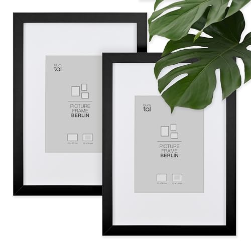 Blumtal – 2er Set Bilderrahmen 21x30 cm, hochwertiger Fotorahmen Berlin aus Holz mit Passepartout, zum Aufhängen und Aufstellen, schwarz Blumtal – 2er Set Bilderrahmen 21x30 cm, hochwertiger Fotorahmen Berlin aus Holz mit Passepartout, zum Aufhängen und Aufstellen, schwarz von Blumtal