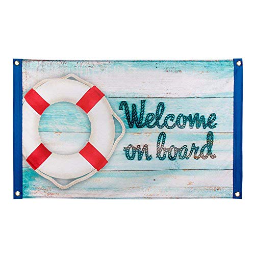 Boland 44382 - Dekorationsfahne Welcome on Board, Größe 60 x 90 cm, Rettungsring, Willkommen an Bord, Maritim, Navy, Flagge, Polyester, Banner, Wanddekoration, Mottoparty, Schiffstaufe Boland 44382 - Dekorationsfahne Welcome on Board, Größe 60 x 90 cm, Rettungsring, Willkommen an Bord, Maritim, Navy, Flagge, Polyester, Banner, Wanddekoration, Mottoparty, Schiffstaufe von Boland