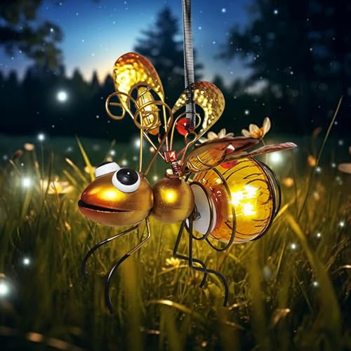 Solar Hängende Biene Deko für Außen, Solar Deko Garten Hängend, LED Metall Bienen mit Frühling & Clip, Solar Lampions Außen Wetterfest, für Garten Terrasse Balkon Bäume (Gold) von BomKra