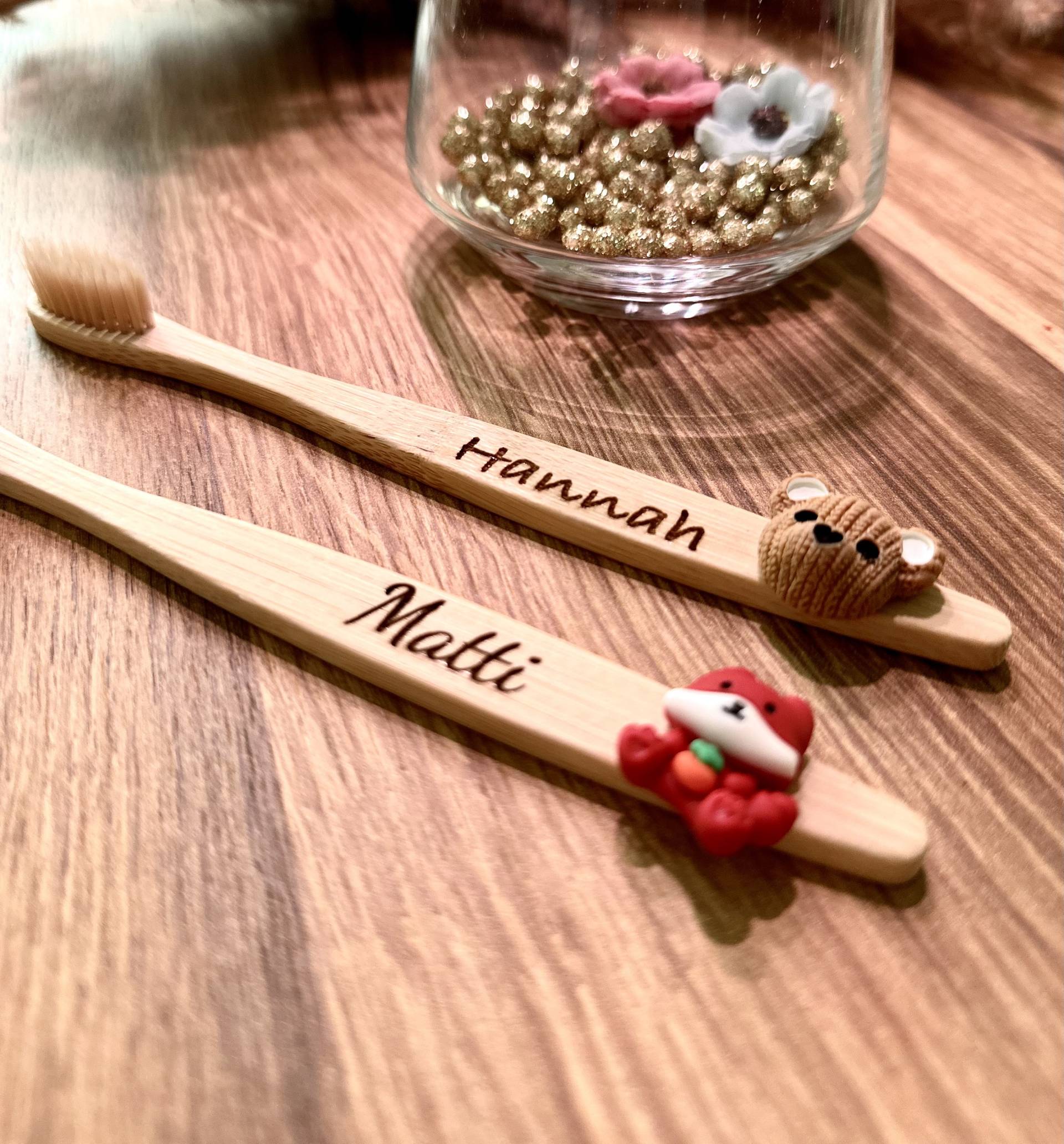 Zahnbürste Bambus Figuren Hygiene Personalisiert Gravur Tier Geschenk Gastgeschenk Kinder Zähneputzen Bamboo Zähne Fasching Holzbürste Zahnbürste Bambus Figuren Hygiene Personalisiert Gravur Tier Geschenk Gastgeschenk Kinder Zähneputzen Bamboo Zähne Fasching Holzbürste von Boumaland