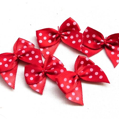 6 Stück Applikationen aus Satin: Fliege rot mit weißen Punkten 30 x 25 mm (15) von Boutique d'isacrea