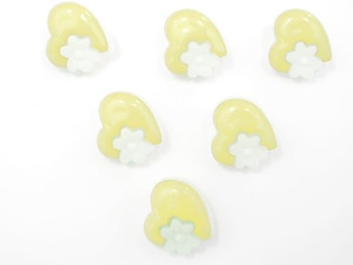 Set mit 6 Acrylknöpfen: Herz ecru + weiße Blume, 14 x 14 mm von Boutique d'isacrea