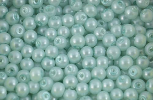 Glasperlen für Schmuckherstellung und Design, 4 mm, Babyblau Glasperlen für Schmuckherstellung und Design, 4 mm, Babyblau von Box Displays