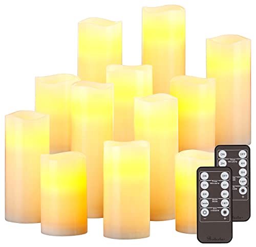 Britesta Echtwachs-LED-Kerzen: 12er-Set dimmbare LED-Echtwachskerzen mit Fernbedienung, in 5 Größen (Batterie-Kerzen mit Timer, Flackerlicht-Echtwachs-Kerzen, Fernbedienungen) von Britesta