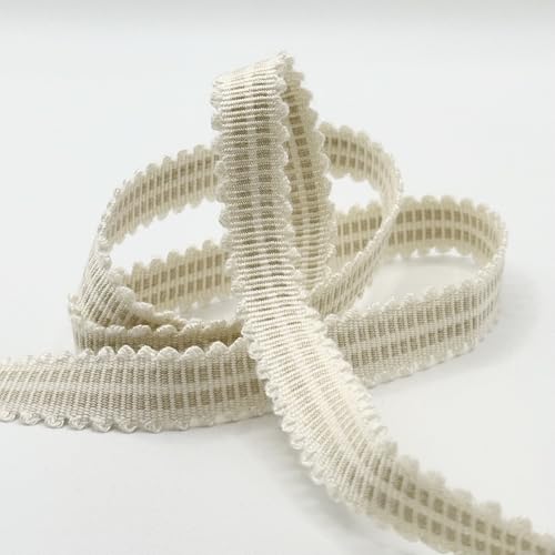 17 mm geflochtenes Geflecht, cremefarben auf 25 m Karte 17 mm geflochtenes Geflecht, cremefarben auf 25 m Karte von British Trimmings