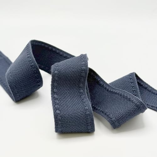 Gewebtes Geflecht, 3 cm, Marineblau auf 25 m Karte Gewebtes Geflecht, 3 cm, Marineblau auf 25 m Karte von British Trimmings