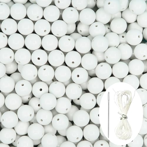 70 Stück weiße runde Acrylperlen, glatte Kunststoff-Abstandshalter-Perlen-Set mit Perlennadel und 3,5 m elastischer Schnur für Schmuckherstellung, Armbänder, Halsketten, Ohrringe, Bastelbedarf – 16 mm 70 Stück weiße runde Acrylperlen, glatte Kunststoff-Abstandshalter-Perlen-Set mit Perlennadel und 3,5 m elastischer Schnur für Schmuckherstellung, Armbänder, Halsketten, Ohrringe, Bastelbedarf – 16 mm von Brueyart