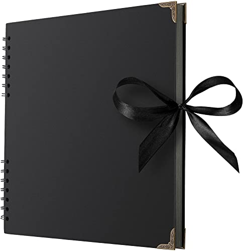 28 x 28 cm Sammelalbum mit 80 Schwarz Seiten Scrapbook-Album aus dickem Kraftpapier, lösungsmittelfreies Fotoalbum, Spiralalbum, gestalten Sie Ihr eigenes Fotobuch für Kunst- und Bastelprojekte 28 x 28 cm Sammelalbum mit 80 Schwarz Seiten Scrapbook-Album aus dickem Kraftpapier, lösungsmittelfreies Fotoalbum, Spiralalbum, gestalten Sie Ihr eigenes Fotobuch für Kunst- und Bastelprojekte von Bstorify
